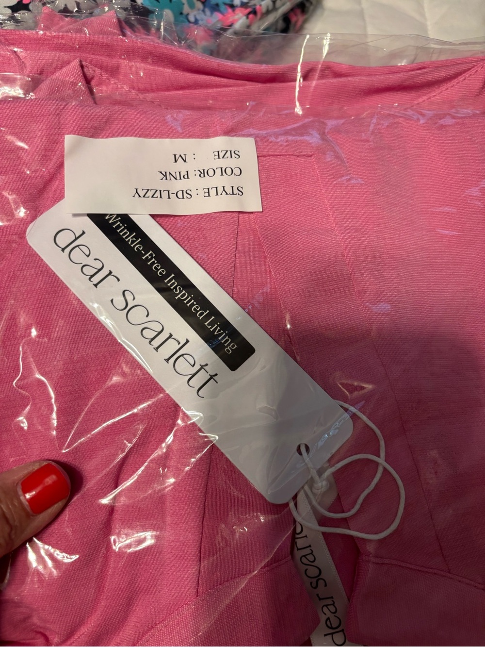 Dear Scarlett Women’s blouse pink v neck with tab sleeve S M L - Picture 7 of 8